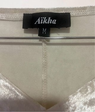 Talla M. Vestido elástico color champán AÏKHA