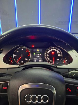 AUDI A4 B8 2.0 TDI 136cv