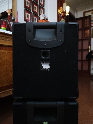 Pantalla Bajo Eden EX1108