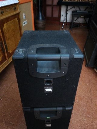 Pantalla Bajo Eden EX1108