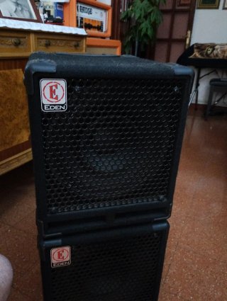 Pantalla Bajo Eden EX1108