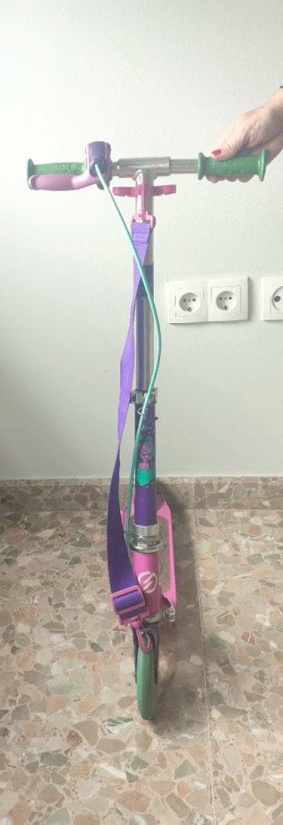 Patinete infantil rosa y morado
