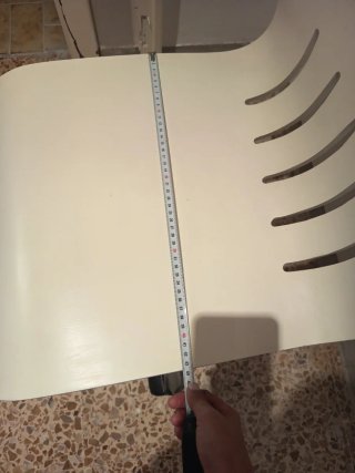 Silla de oficina blanca