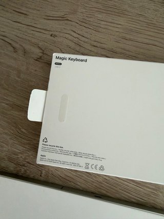 Apple Magic Keyboard QWERTY Plata/Blanco 2024