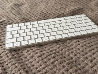 Apple Magic Keyboard QWERTY Plata/Blanco 2024