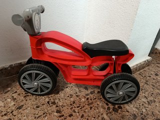 Moto correpasillos roja para bebé