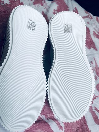 Zapatos Karl Lagerfeld Blancos y Negros