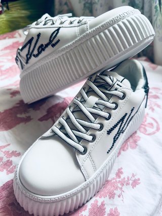 Zapatos Karl Lagerfeld Blancos y Negros