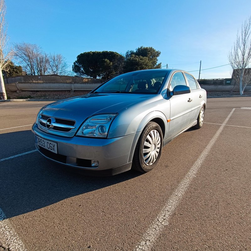 Opel Vectra 2.2 DTI Gasoil año 2003 - foto 1