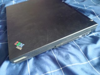 Portátil IBM ThinkPad R40