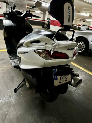 Suzuki Burgman 200 Scooter 45.000 km