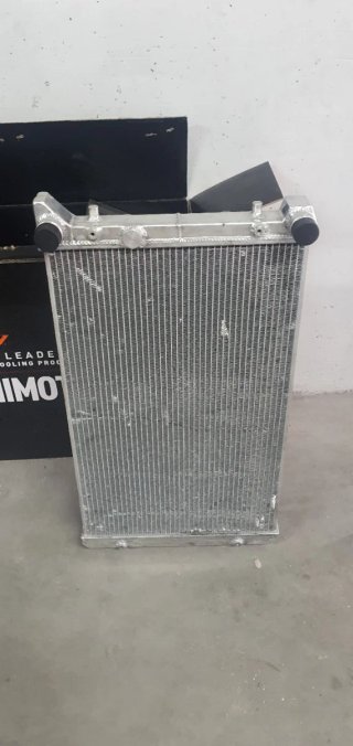 Radiador agua Mishimoto GLF99 1.8T 20V