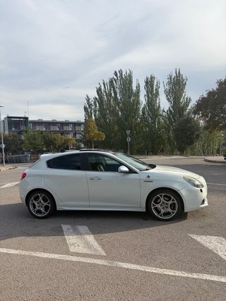 Alfa Romeo Giulietta 2011