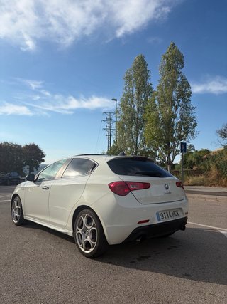 Alfa Romeo Giulietta 2011