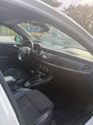 Alfa Romeo Giulietta 2011