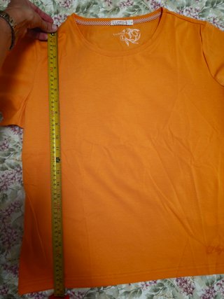 Camiseta naranja mujer Lloyd's