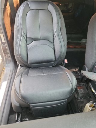 Cojín y respaldo coche universal negro