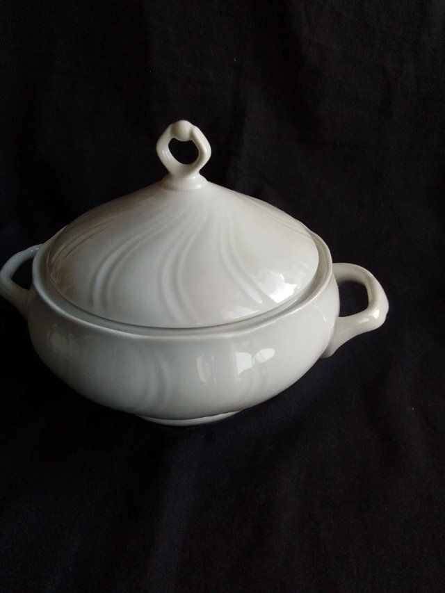 Sopera de porcelana Portugal, para estrenar