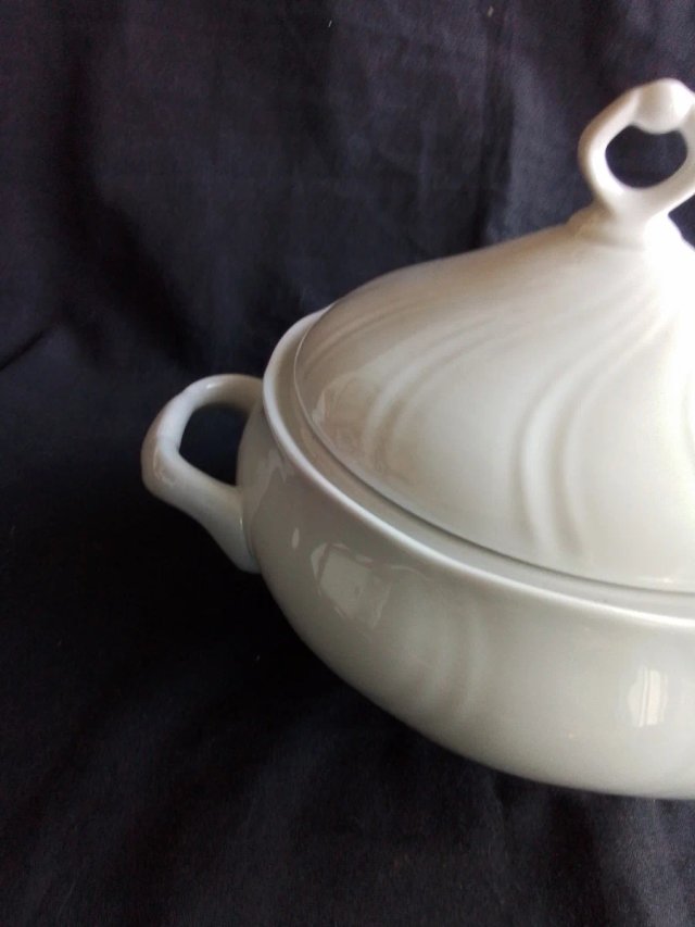 Sopera de porcelana Portugal, para estrenar