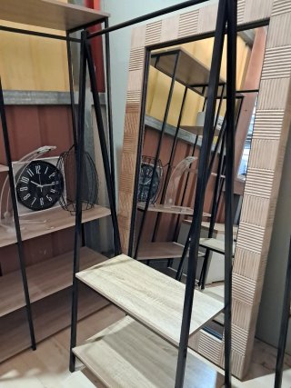 Estantería Metálica y Madera Moderna