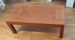 Mesa baja madera con compartimentos