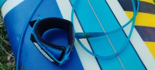Tabla de surf MB Star 5'10 con invento y quillas