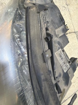Faro Delantero Izq Audi A4 B6 2005 8E0941030H