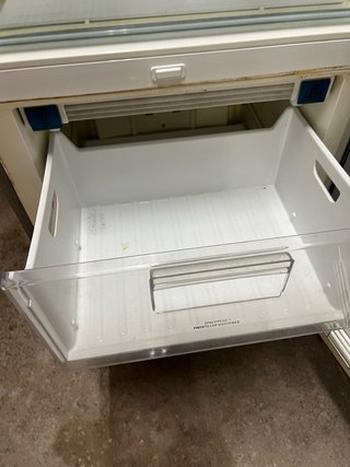 Nevera Electrolux 70cm