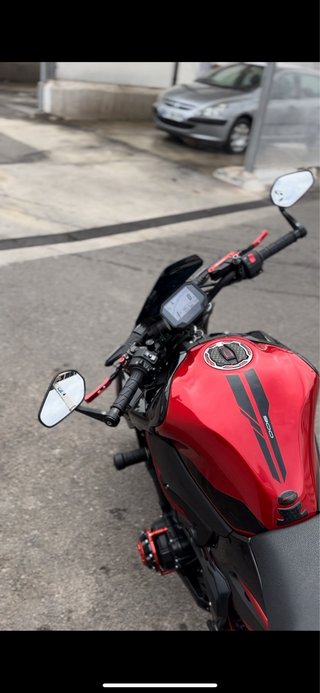 Kawasaki Z900 Negra/Roja