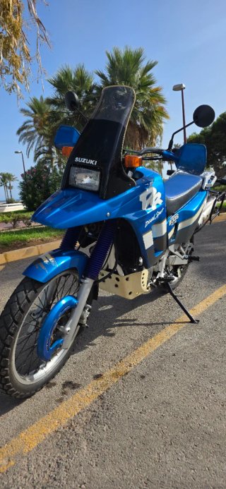 Suzuki DR Big 800 S Azul/Blanco