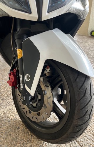 Kymco Xciting 500i ABS Maxi Scooter