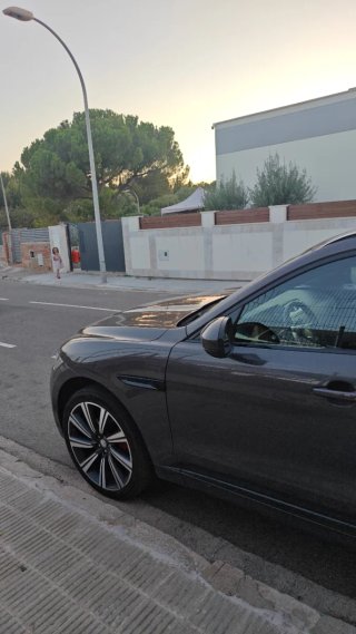 Jaguar F-Pace 2017