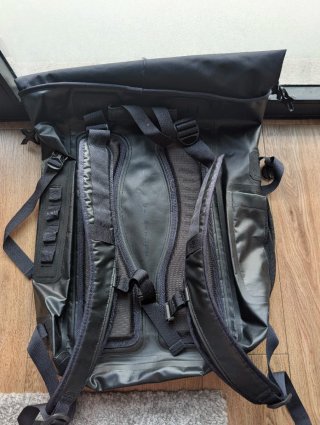 Mochila estanca Unigear 35L Negra