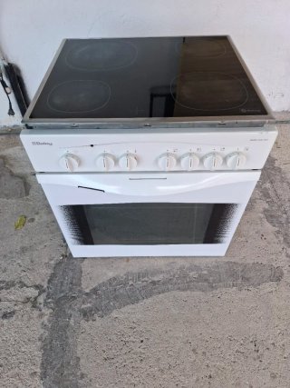 Horno y vitrocerámica Balay