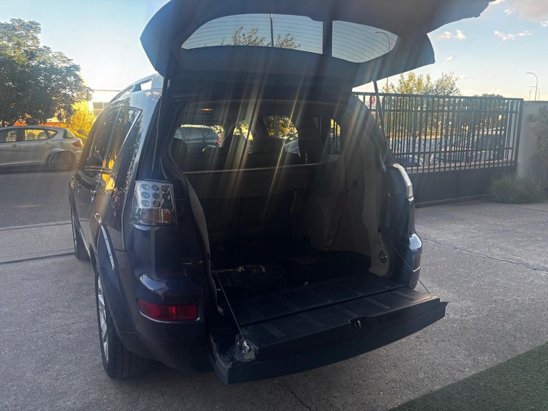 Mitsubishi Outlander 220 DI-D Kaiteki SST 2010, foto 11
