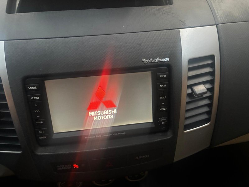 Mitsubishi Outlander 220 DI-D Kaiteki SST 2010, foto 32
