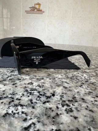 Gafas de sol Prada PR 07YS mujer – Como Nuevas
