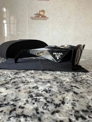 Gafas de sol Prada PR 07YS mujer – Como Nuevas