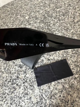 Gafas de sol Prada PR 07YS mujer – Como Nuevas