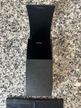 Gafas de sol Prada PR 07YS mujer – Como Nuevas