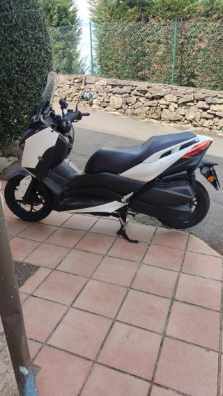 Yamaha XMAX 300 Scooter Maxi