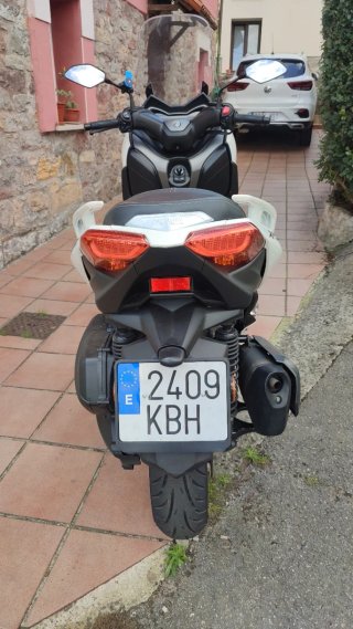 Yamaha XMAX 300 Scooter Maxi