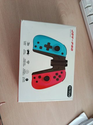 Mando Nintendo Switch Azul y Rojo