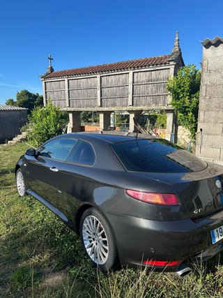 Alfa Romeo GT 2005