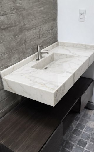 Lavabo de piedra flotante para baño