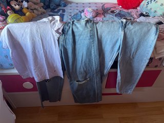 2 Vaqueros y una camiseta