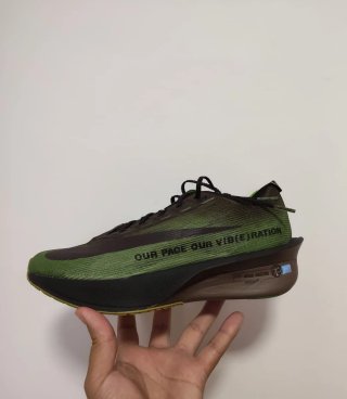 Nike ZoomX Vaporfly Next %4 PRM T41
