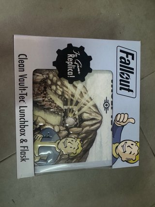 Lote 4 Cajas Fallout: Lunchbox + Flask