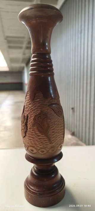 Jarrón Madera Tallada Vintage 44cm