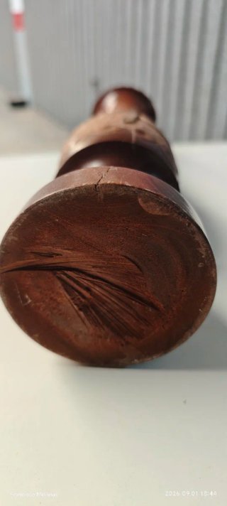 Jarrón Madera Tallada Vintage 44cm